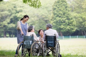 Japanese,Helper,Woman,Caring,For,Wheelchair,Senior